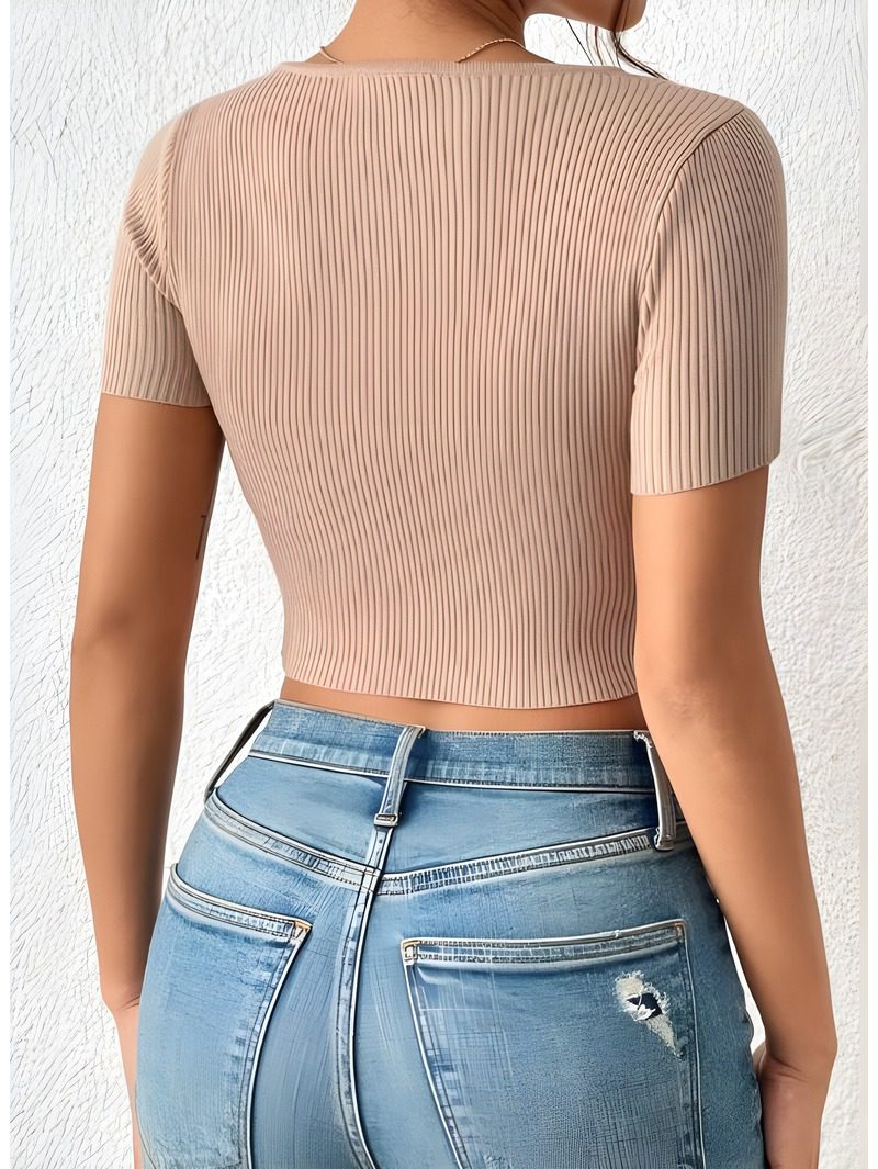 Cut Out Front Crop Tee (3) Cut Out Front Crop Tee