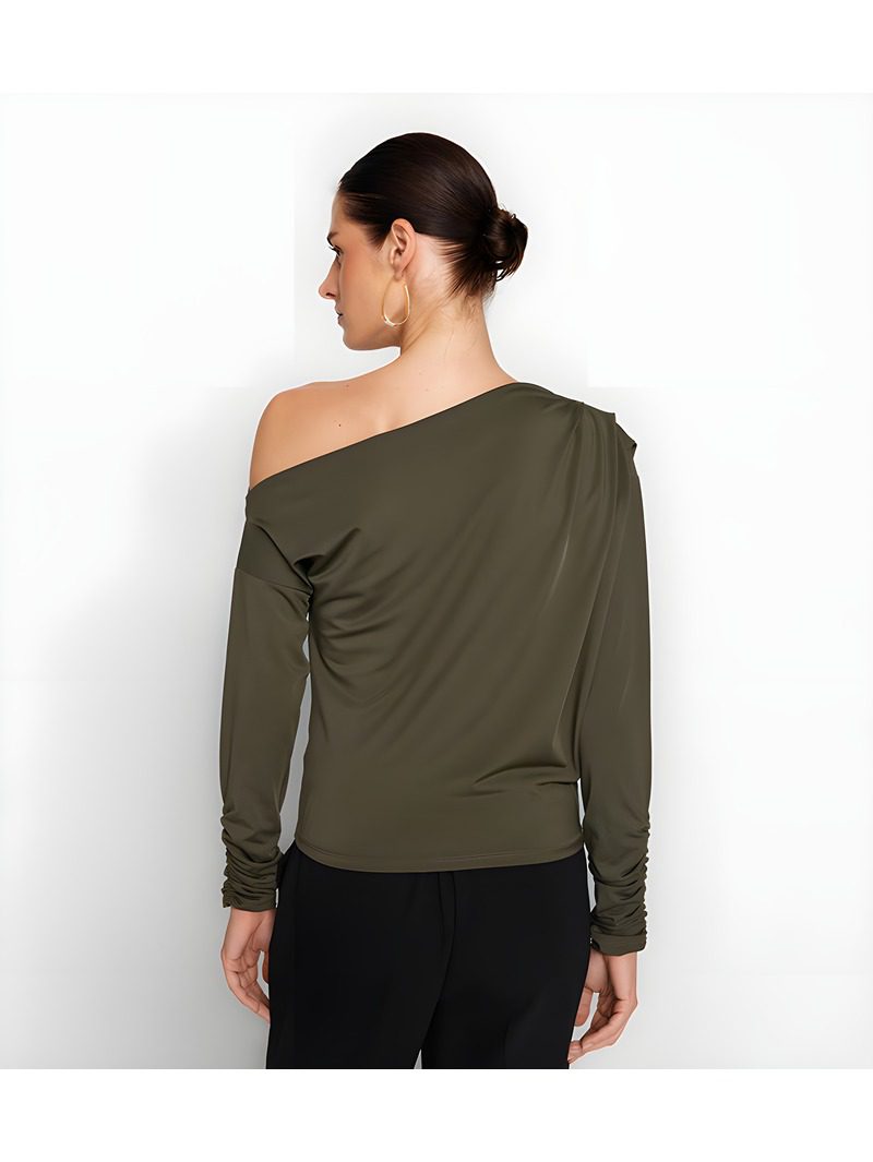 Long Sleeves Asymmetric Top Long Sleeves Asymmetric Top