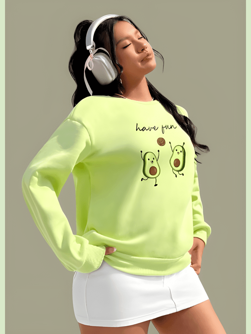 Loose fit Round Neck Sweatshirt (3) Loose fit Round Neck Sweatshirt