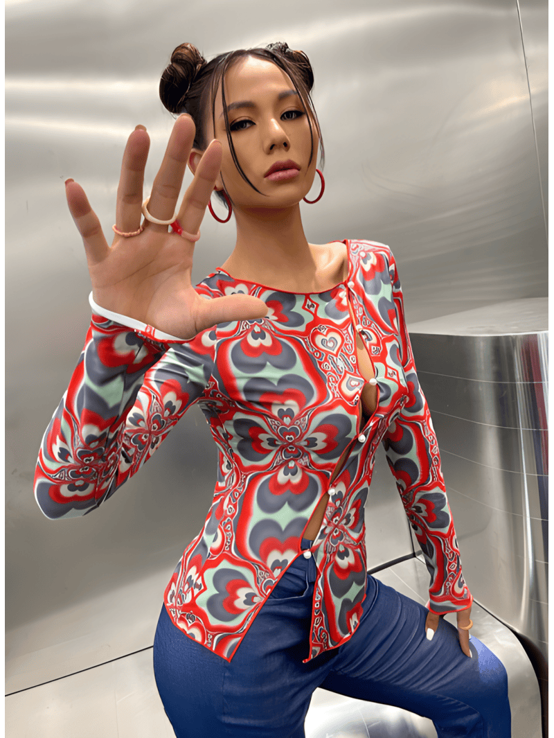 Front cut-out long sleeve top Front cut-out long sleeve top